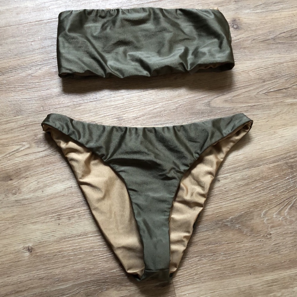 Good American Reversible Bandeau and Cheeky Bottoms Bikini Set Green/Tan Medium